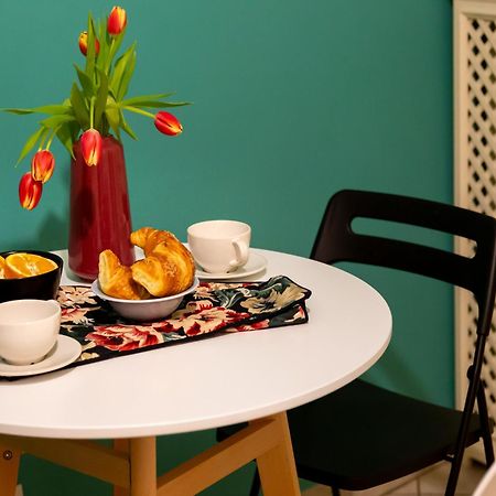 The Best Rent - Spacious One-Bedroom Apartment Near The Columns Of San Lorenzo Milano Dış mekan fotoğraf