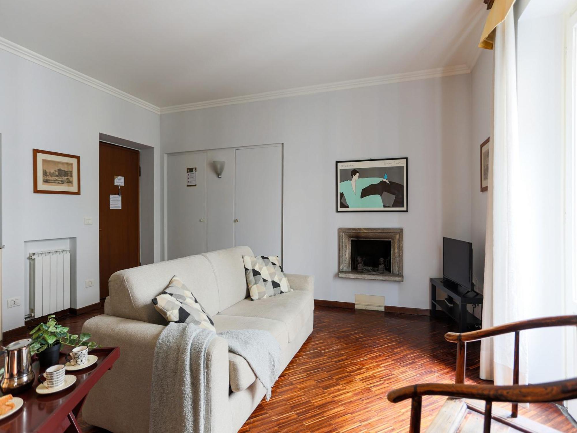 The Best Rent - Spacious One-Bedroom Apartment Near The Columns Of San Lorenzo Milano Dış mekan fotoğraf